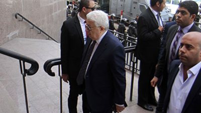 مرتضى منصور يغادر مجلس الدولة إلى مركز التسوية