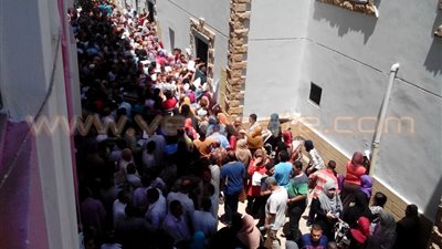 بالصور.. استمرار توافد طلاب الثانوية على منافذ التظلمات بالشرقية