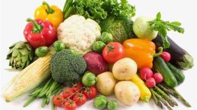 تعرفي على احتياجات طفلك الغذائية خلال فترة الدراسة