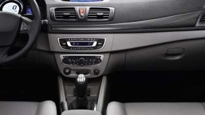 فرنسا تغير التصميم المعتاد بالسيارات