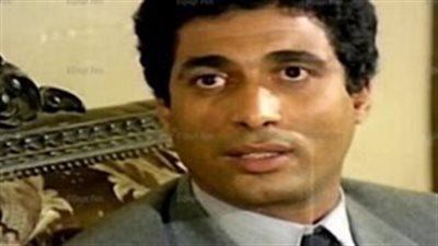 شاهد.. كيف وصف الفنان الراحل أحمد زكي ابنه هيثم؟ (فيديو)