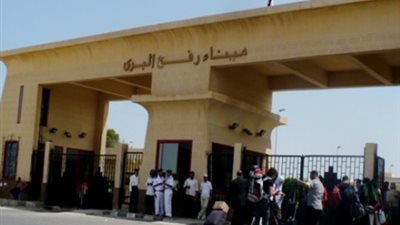 عبور 1533 فلسطينيا بين مصر وغزة.. اليوم