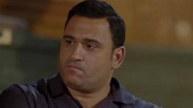 أكرم حسني
