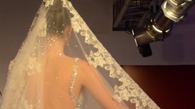 عروس تتخلص من زوجها في شهر العسل