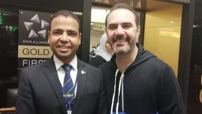 وائل جسار يصل إلى مطار القاهرة لإحياء حفل الموسيقى العربية