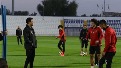 تدريبات تأهيلية لفتحي وحمودي بمران الأهلي