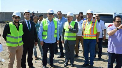 محافظ بورسعيد يتفقد أعمال إنشاء محطة معالجة الصرف الصناعي (صور)