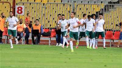 المصري يهزم الداخلية بثلاثية ويخطف المركز الثالث من الزمالك