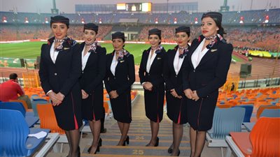 ضيافة مصر للطيران تساند المنتخب الأوليمبي من مدرجات إستاد القاهرة