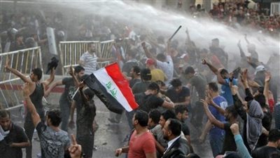 سقوط 4 قتلى خلال تفريق الأمن للمتظاهرين العراقيين في البصرة