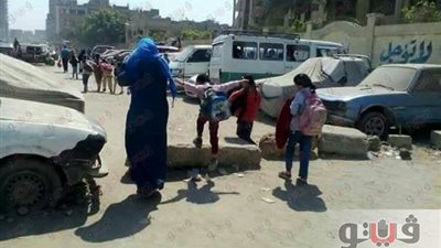 بالصور.. أهالي شبرا الخيمة يطالبون بـ«مطبات» أمام المدارس