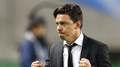 مارسيلو جاياردو يرد على أنباء تدريبه برشلونة