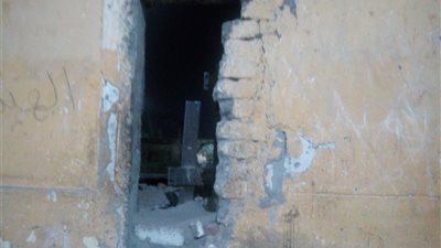 «فتحات الخطر» تهدد أهالي أبو الجود بالأقصر ومطالب بإنشاء كوبري مشاة