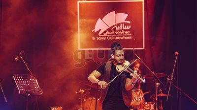 لأول مرة.. عزمي على مسرح الساقية منفردًا