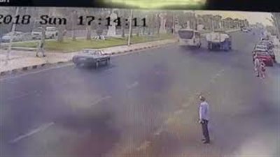 مصرع سائحة وإصابة آخر في حادث تصادم بالغردقة (فيديو)