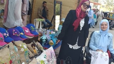 التضامن تشارك بمهرجان تونس بالفيوم لأعمال الخزف والفخار والحرف اليدوية