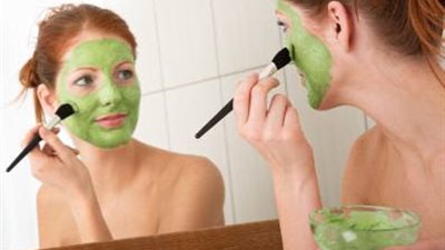 قناع «زبدة الشيا وزيت النعناع» لإعادة الجاذبية للشفاة