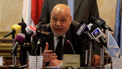 البريد ومحاكم الأسرة لصرف نفقة المطلقات بدلاً من 