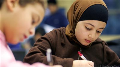 زيادة عدد التلاميذ في ألمانيا الذين يحضرون حصة تربية دينية إسلامية