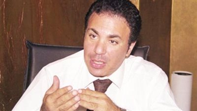 يونس وشكري يفاوضان عفيفي على التصالح مع الزمالك