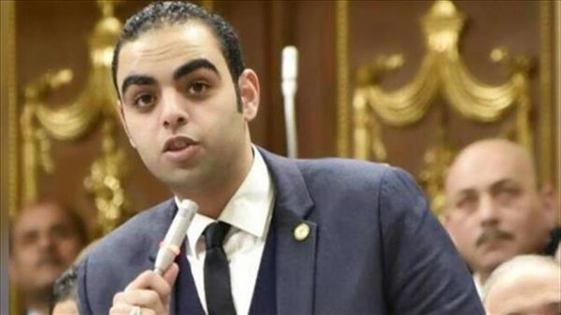 النالب حسن عمر عضو