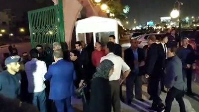 طوابير من الفنانين لتأدية واجب العزاء في هيثم أحمد زكي (فيديو)