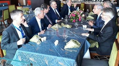 رئيس قبرص يبحث مع وزير الصناعة تعزيز التبادل التجاري