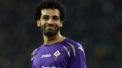 عشاق «محمد صلاح» يترقبون انضمامه رسميا لروما الإيطالي