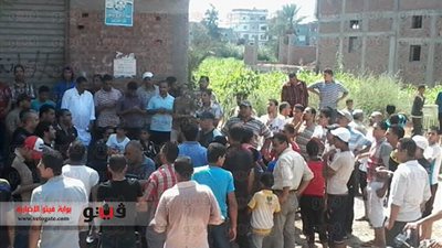 الأهالي يفضون مسيرة للإرهابية بدمياط