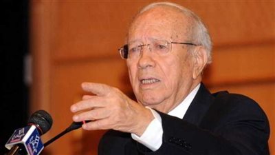 المعارضة التونسية تعلق مشاركتها في جلسات الحوار لحين تقديم الحكومة استقالتها