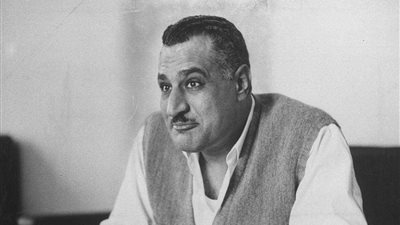 5 شائعات حول وفاة جمال عبد الناصر.. أبرزها قهوة السادات وعصير أشرف مروان.. «فؤاد نجم» يؤكد: «العطفي» دلك جسد الزعيم بالسم.. وزير كويتي سابق: «هيكل» تخلص منه.. واليهود يزع