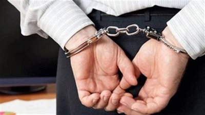 حبس موظف بتهمة التواطؤ مع آخرين بالبناء على الأراضي الزراعية بالدقهلية