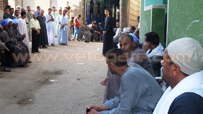 بالفيديو والصور.. بدء مراسم استقبال عزاء شهيد المنيا