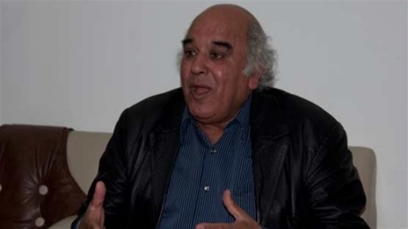 الكاتب رشاد أبو شاور