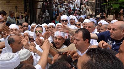 محافظ الأقصر يشارك في «دورة أبو الحجاج» (صور)