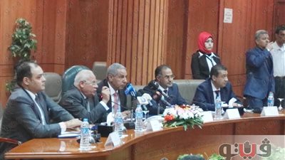 بالصور.. مؤتمر صحفي لاستعراض مصانع بورسعيد بحضور وزير التجارة