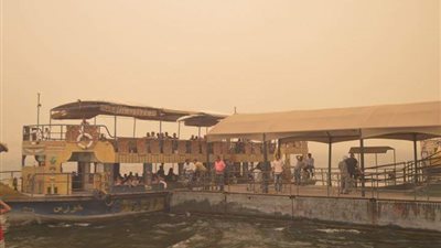 توقف حركة الملاحة النهرية ورحلات البالون لسوء الطقس في الأقصر