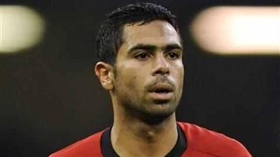 أحمد فتحي يعود للقاهرة الثلاثاء ويجتمع بمسئولي الأهلي