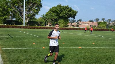 حسين الشحات يواصل تدريباته التأهيلية