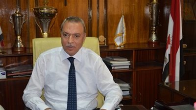 محافظ قنا: توريد 46.3 ألف طن قمح للشون والصوامع