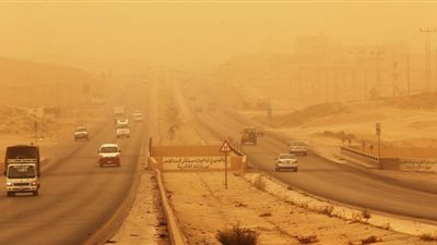 مرور قنا يغلق كوبري ميدان المحطة في الليلة الختامية لـ«القنائي»