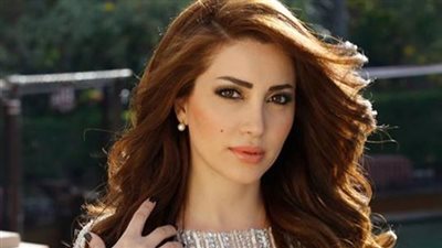 «الفنانون الأدباء».. نسرين طافش تعكف على كتابة رواية.. إسعاد يونس تصدر كتابين بالعامية.. صلاح عبد الله يكتب شعرا.. وأحمد حلمي الأشهر.. وسليمان نجيب يكتب عن العربجية