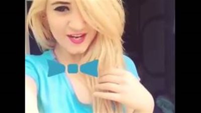 بالفيديو.. فتاة تشعل مواقع التواصل بأغنية على «Dubsmash»