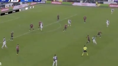 يوفنتوس يفوز على ميلان بهدف ويتصدر الدوري الإيطالي (فيديو)