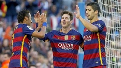 ميسي وسواريز ونيمار في هجوم برشلونة أمام فياريال