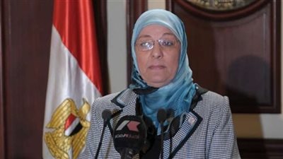 ناهد العشري: الأجور سبب عزوف الشباب عن العمل في القطاع الخاص