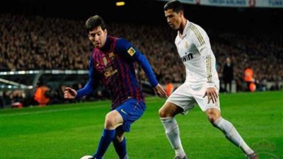 الجالية الجزائرية ببرشلونة تستعد لحضور مباراة الكلاسيكو.. اليوم