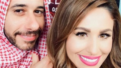 مي سليم تنشر صورة مع أحمد السعدني وتعلق «الواد التقيل أبو دم خفيف»