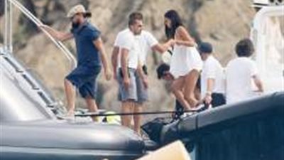 بالصور.. دي كابريو يقضي أوقات رومانسية برفقة حبيبته الجديدة