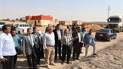 بدء رفع كفاءة وتطوير نادي الهجن والفروسية بالوادي الجديد (صور)